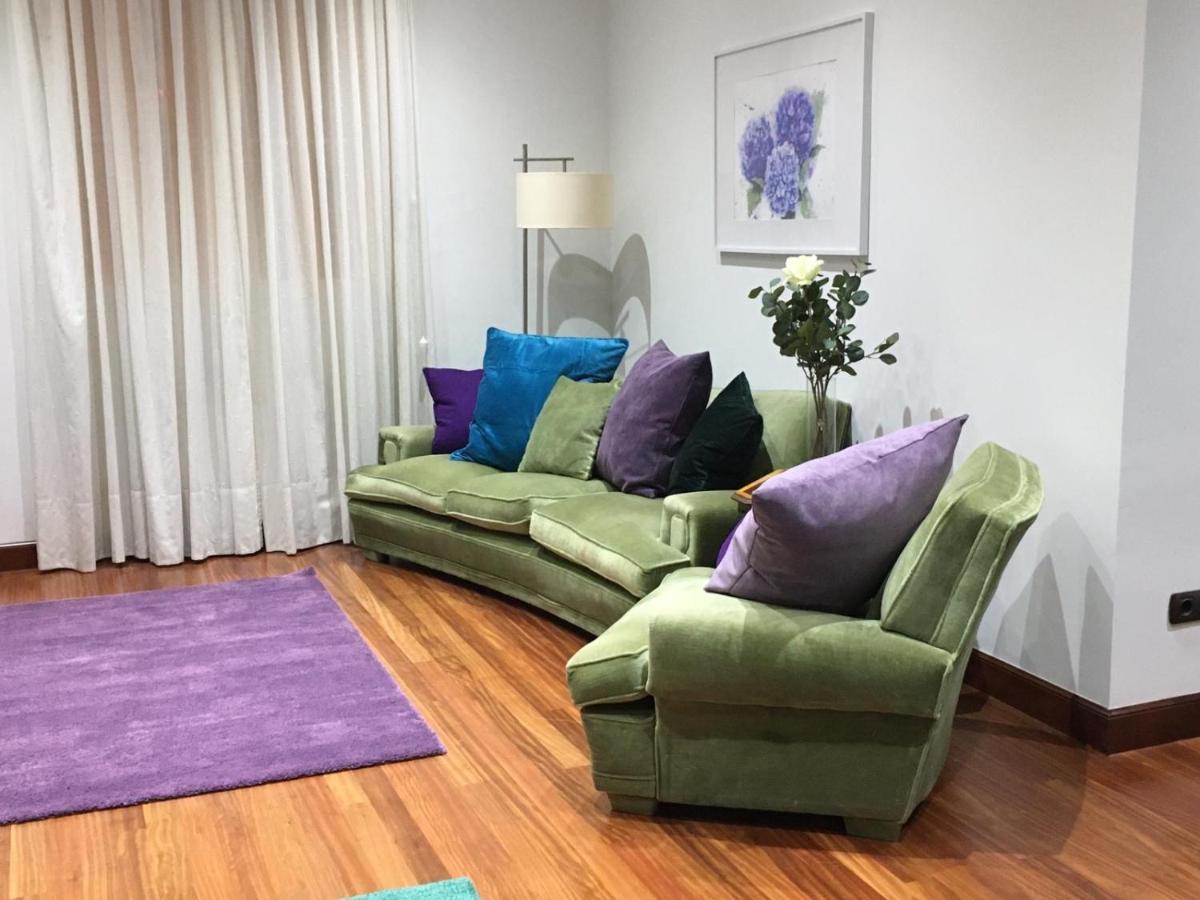 En Pleno Centro De Bilbao Y Muy Cerca Del Guggenheim Appartement Buitenkant foto